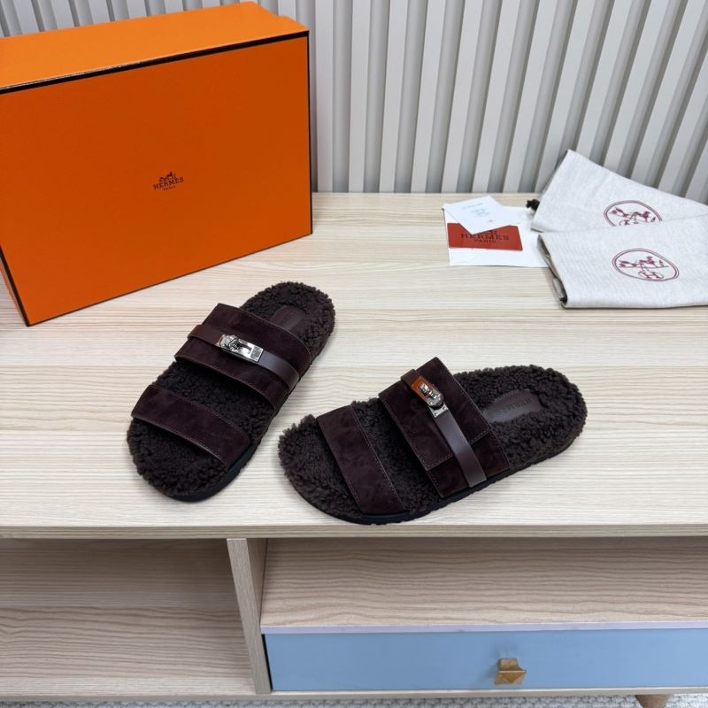 H**mes slippers